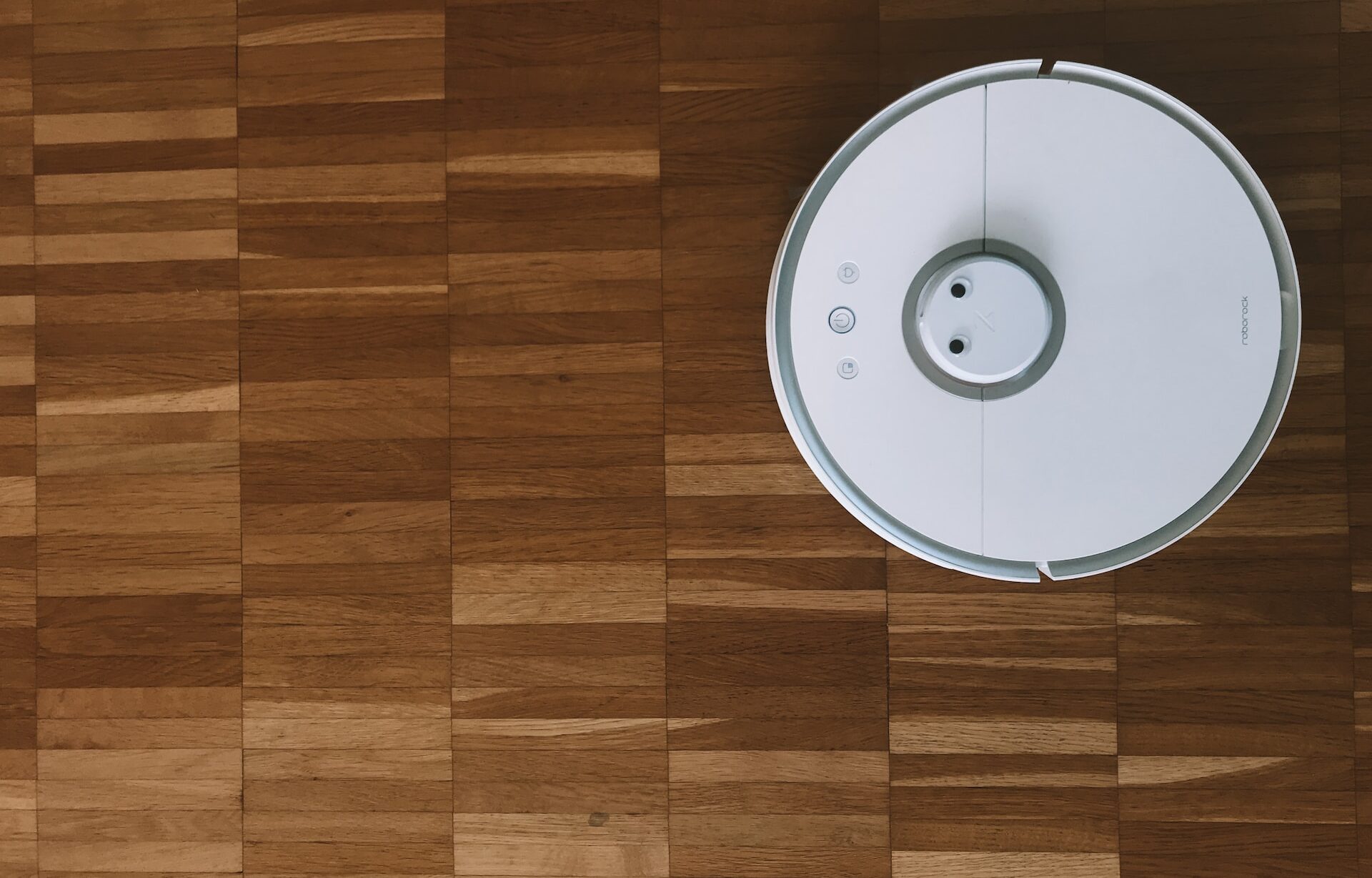 Smart vacuum alternatives to Roomba iRobot vacuum